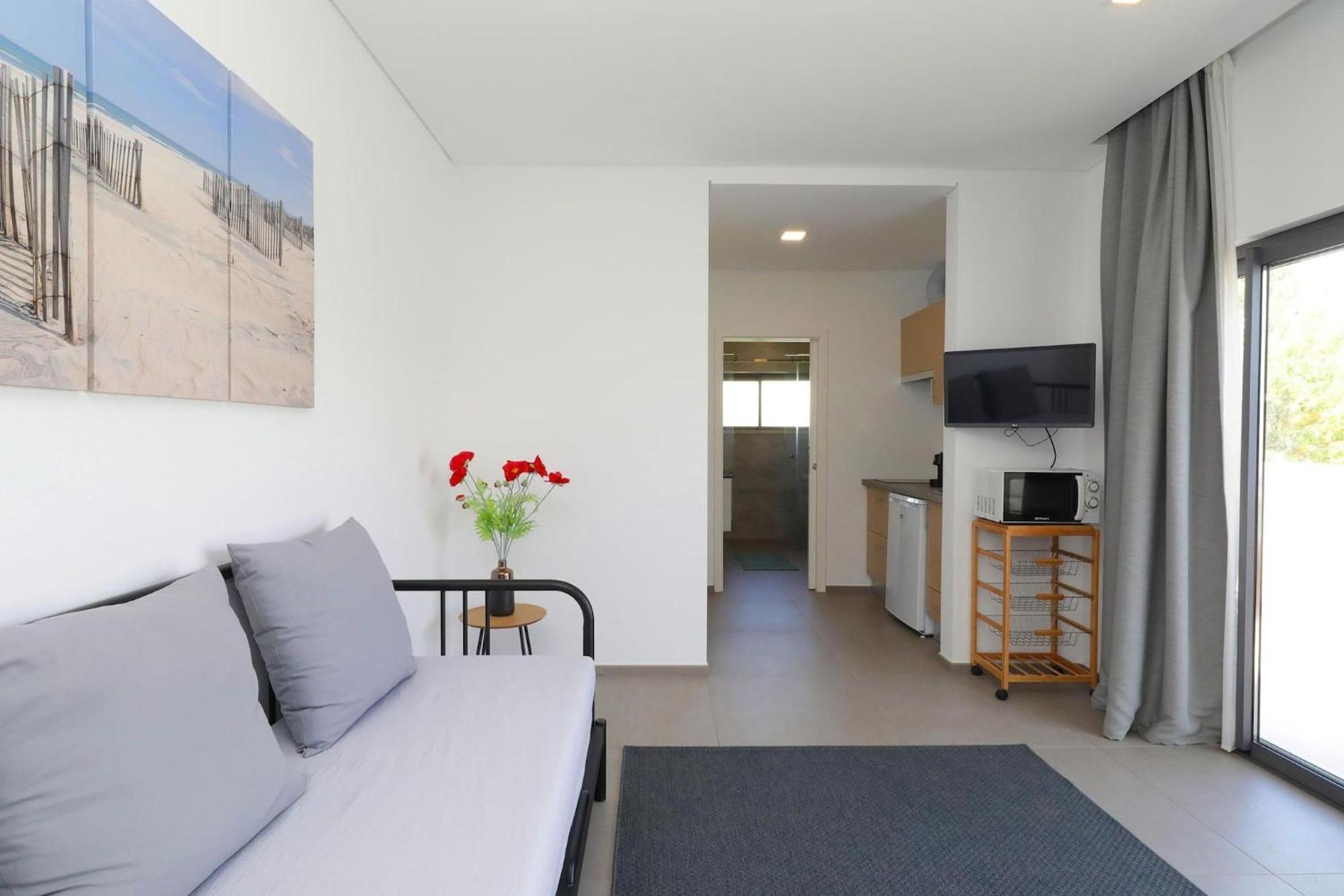 Perogil Suites Poppy - Elegant Suite With Pool Tavira Esterno foto